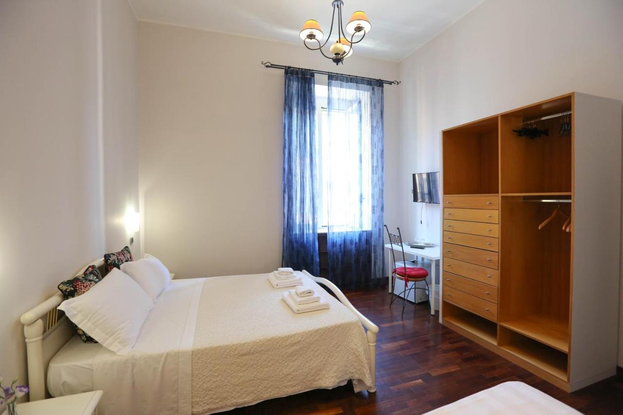 B&B Residenza Malaterra Napoli Dış mekan fotoğraf